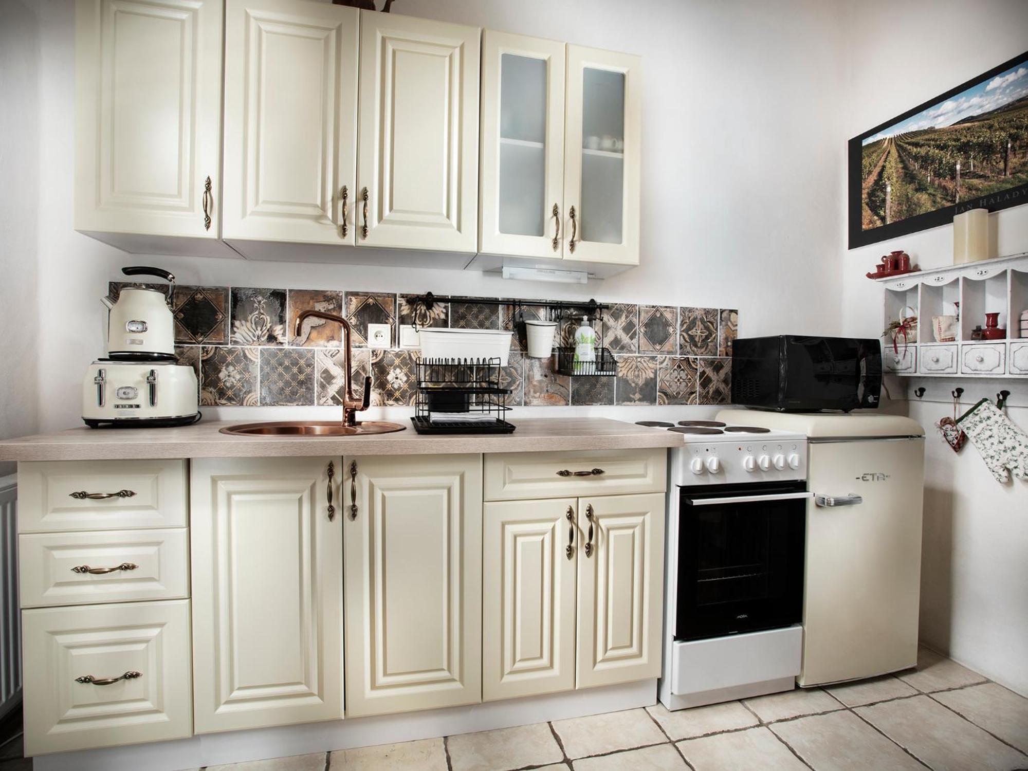 Lichtenstein Lva Apartman Břeclav Exterior foto
