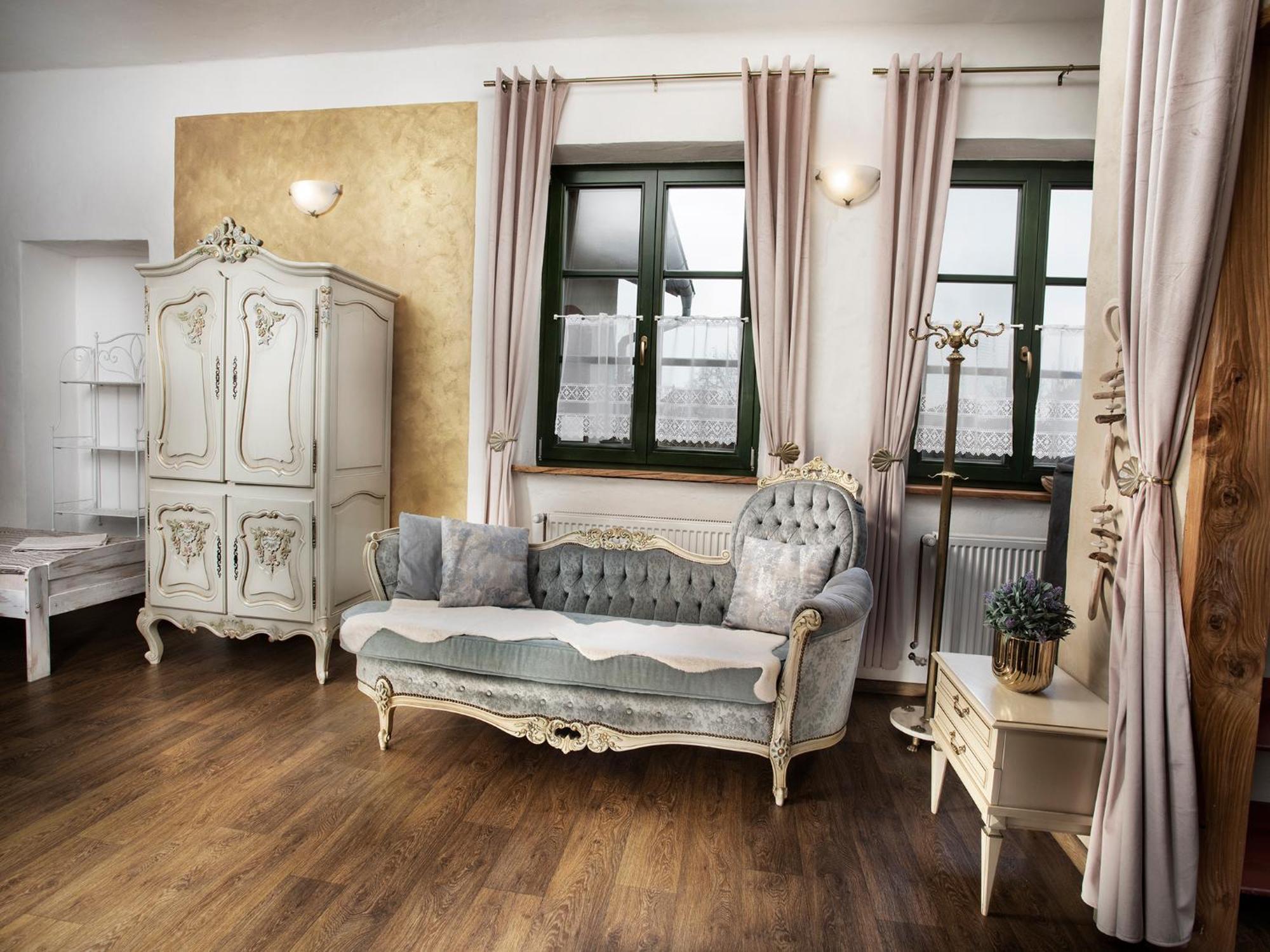 Lichtenstein Lva Apartman Břeclav Exterior foto