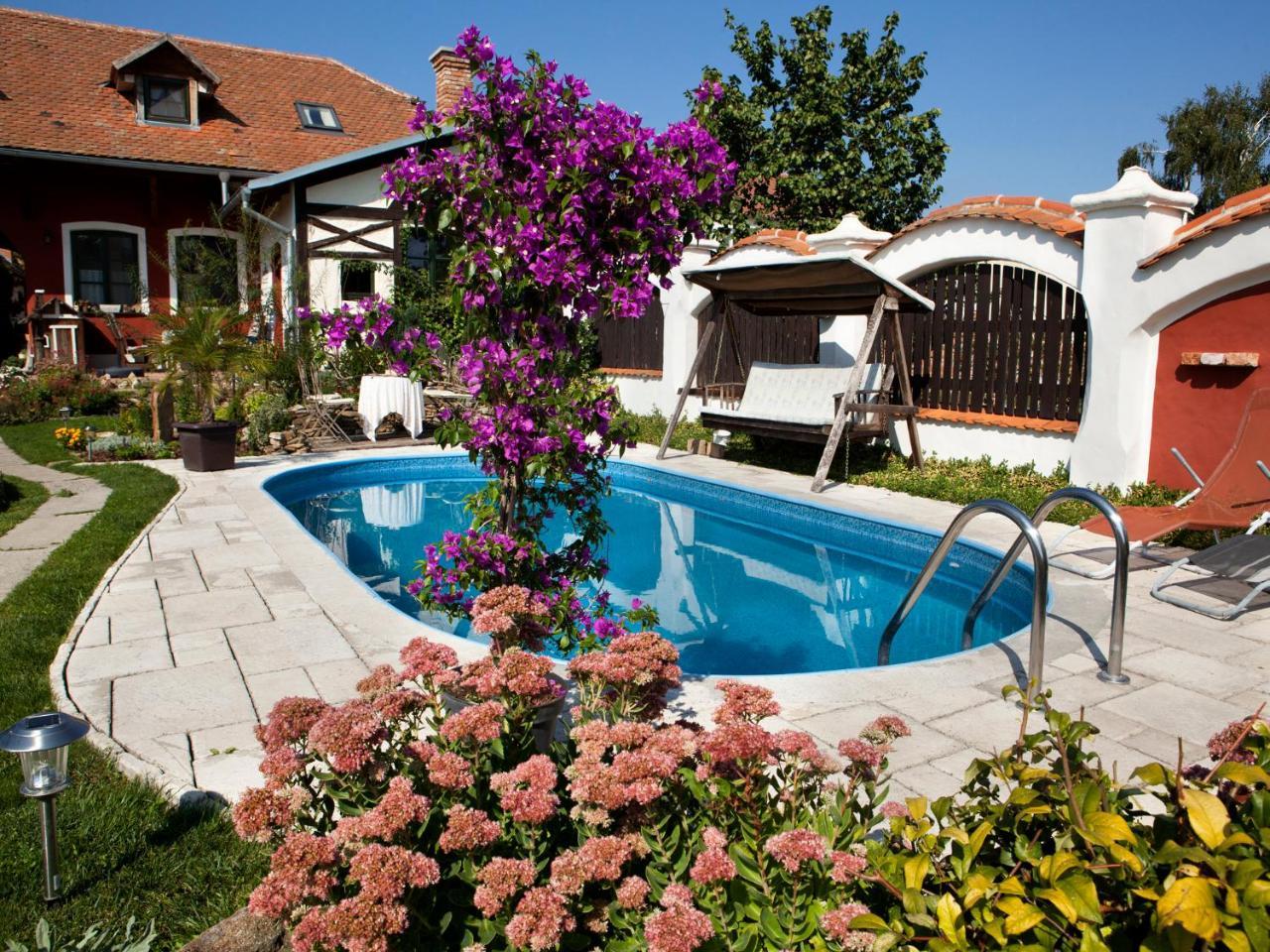 Lichtenstein Lva Apartman Břeclav Exterior foto
